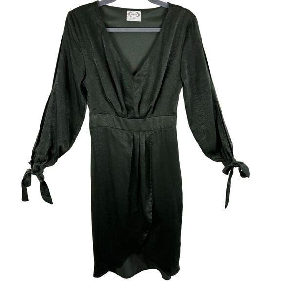 Mia Joy Green Long Slit Sleeve Shimmery Faux Wrap Lightweight V-Neck Dress XS - Picture 1 of 7